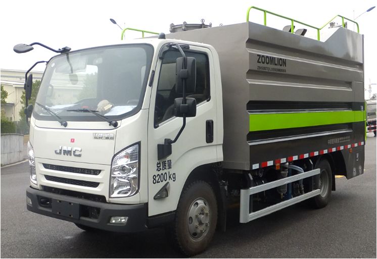 垃圾桶有了“洗澡房”，去污消毒更健康